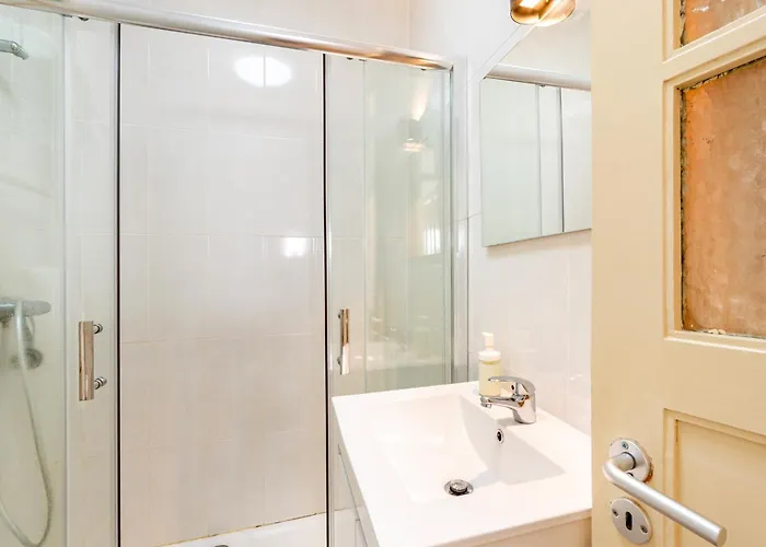 House Leca Surf - By Guest * Leça da Palmeira